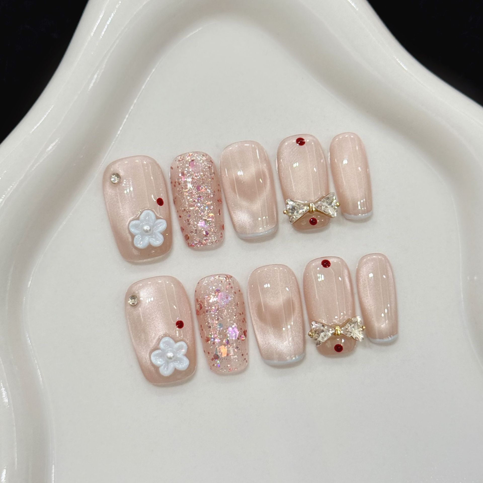 10pcs Glitter Love Design Hand – Resin Art With Flowers Bewertung und Preis