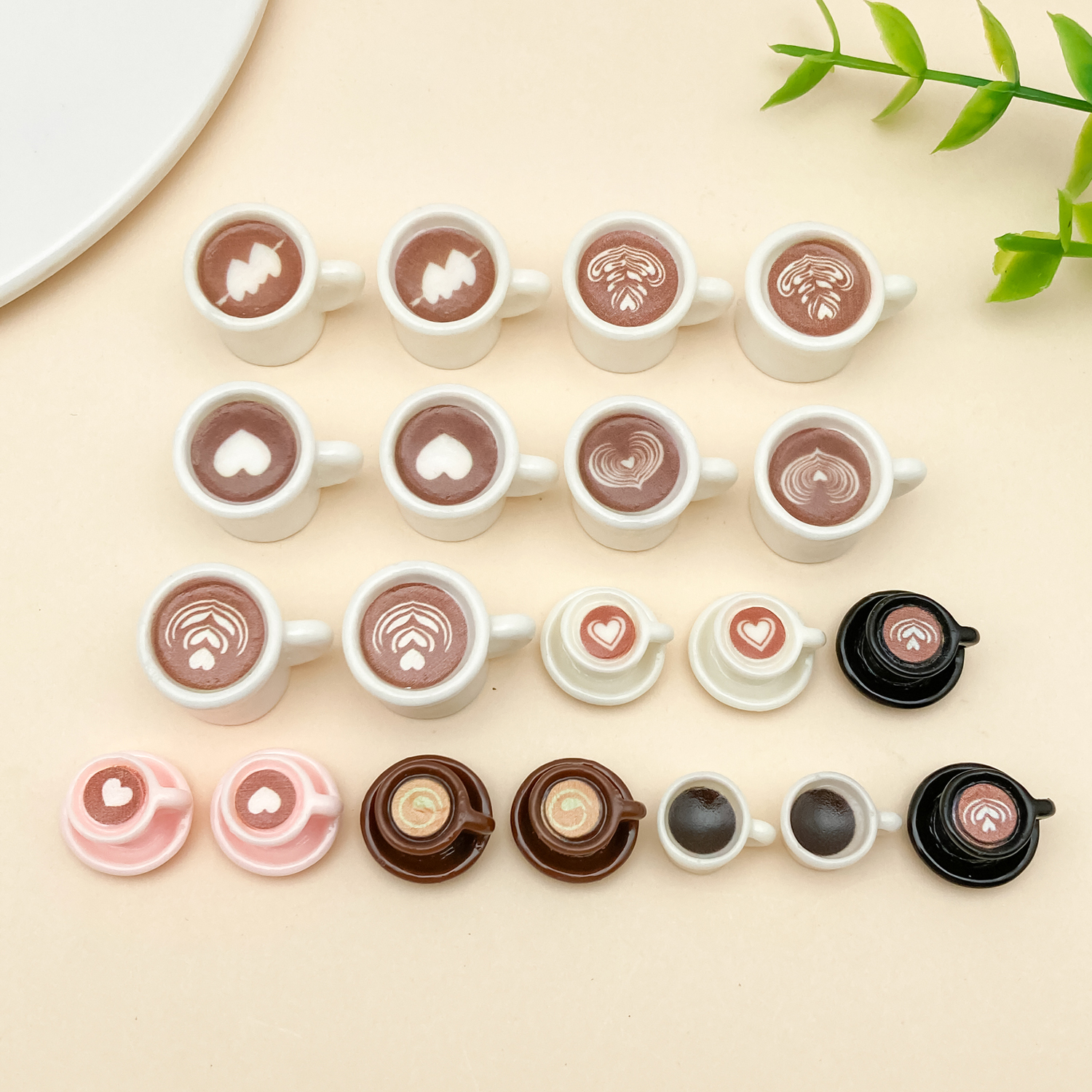 10/20pcs/lot Cute Latte Art Co – Resin Art Necklace Bewertung und Preis